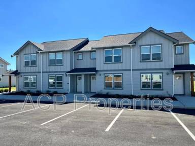 Main picture of 2249 Currant St