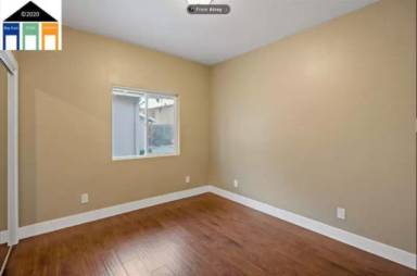 Main picture of 2211 42nd Ave