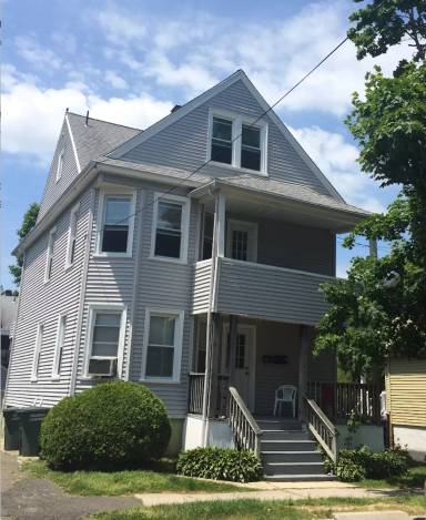 Main picture of 67-69 Bennett St