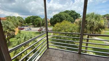 Main picture of 4304 NW 9th Ave