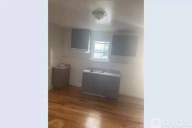 Main picture of 7 Armstrong Pl
