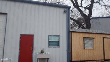 Main picture of 7213 Horseshoe Bend Trl