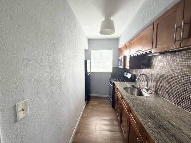 Main picture of 620 84th St