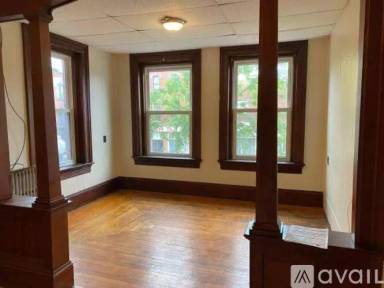 Main picture of 340 Main St