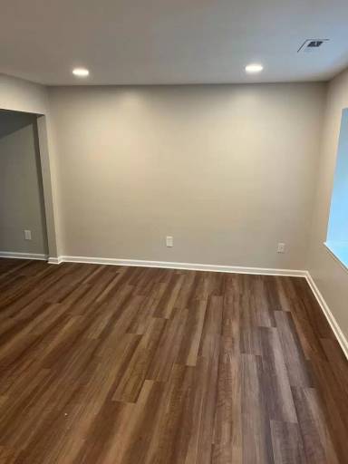 Main picture of 1170 Pine Haven Ct