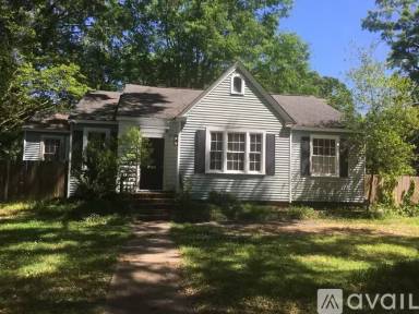 Main picture of 4845 Windermere Ter