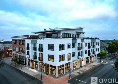 Main picture of 138 E St