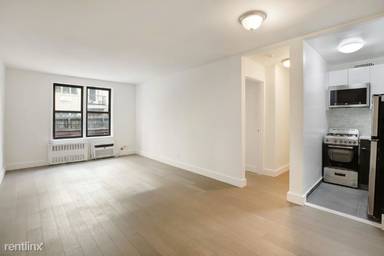 Main picture of 315 E 21st St
