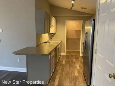 Main picture of 14 Crestview Cir