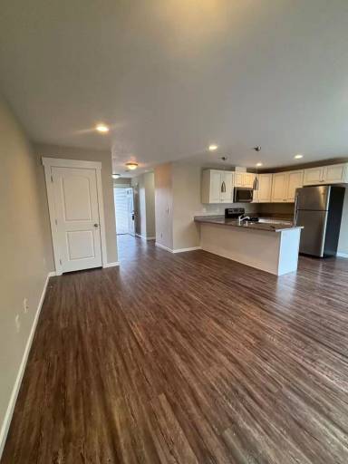 Main picture of 10415-10417 E Maxwell Ave