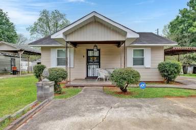Main picture of 1393 Creel Ct
