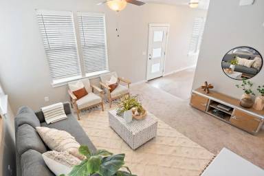 Main picture of 5998 S Jessenia Ln