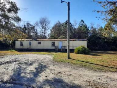 Main picture of 140 Devereaux Rd