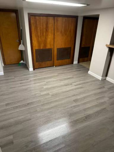 Main picture of 345 W Grand St
