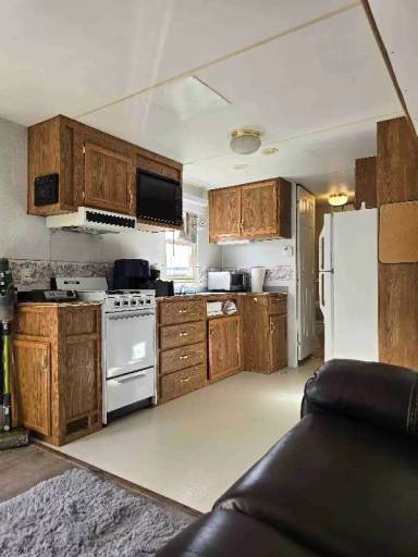 Main picture of 4909 Front Ave