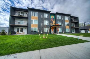 Main picture of 2222 Willow Dr Condos