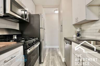 Main picture of 5115 N Sheridan Rd