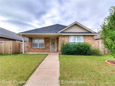 Main picture of 4520 SE 80th St