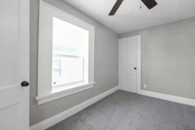 Main picture of 361 S Harris Ave