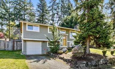 Main picture of 9210 166th Pl NE