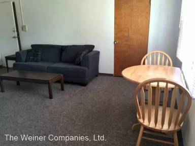 Main picture of 212 E John St