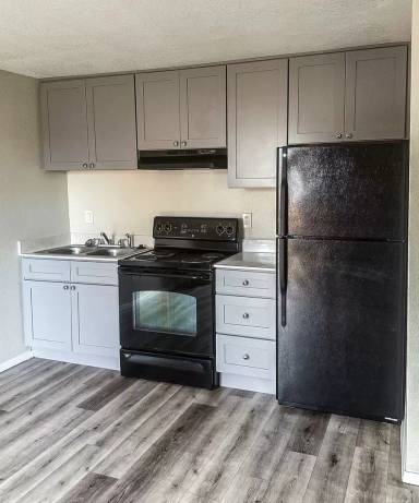 Main picture of 3919 Sidney St