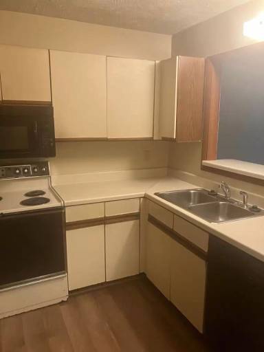 Main picture of 1208 Huntsman Ct