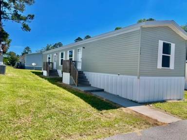 Main picture of 553 Corbin St