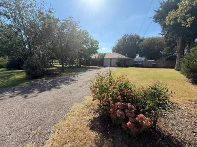 Main picture of 4301 Jordan Ave