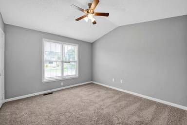Main picture of White Oak Apartments