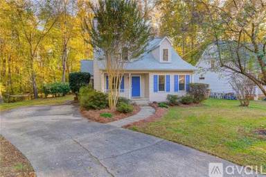 Main picture of 4826 Tiffany Ave