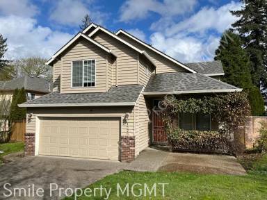 Main picture of 1528 NE 159th Ct