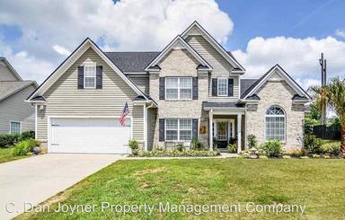 Main picture of 301 Ashington Dr