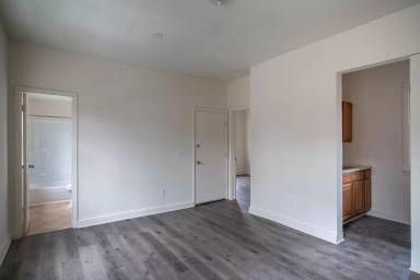 Main picture of 264 Ferry St