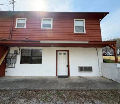 Main picture of 956 Thompson Springs Rd SE