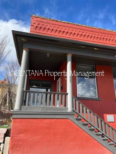 Main picture of 423-425 W Mercury St
