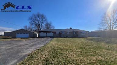 Main picture of 2188 E County Road 150 N