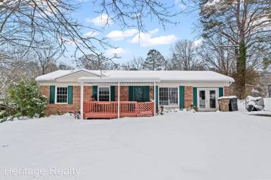Main picture of 2213 Deerwood Rd