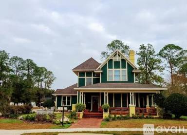 Main picture of 4042 SW 69th Ave
