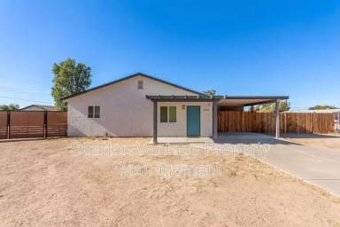 Main picture of 9049 E Vine Ave