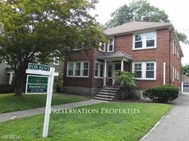 Main picture of 125 Langdon St