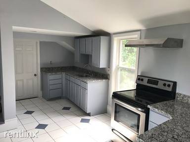 Main picture of 9 Baldwin Pl