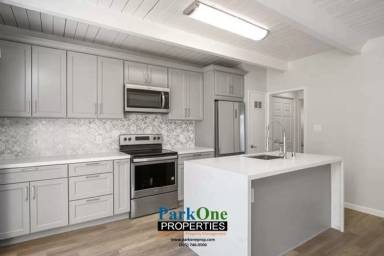 Main picture of 1170 Lincoln Ave