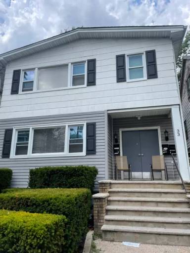 Main picture of 33 Cedar Ave