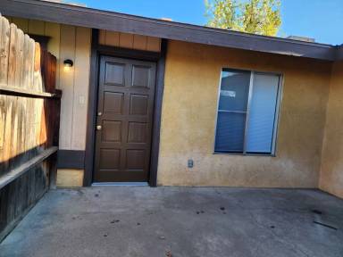 Main picture of 2804 N Half Moon Dr