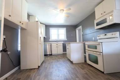 Main picture of 3 Pohlman Ln