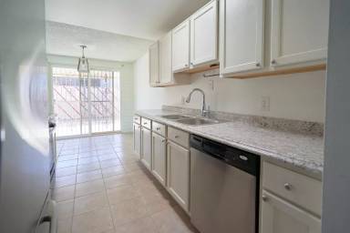 Main picture of 3410 S Mann Ave