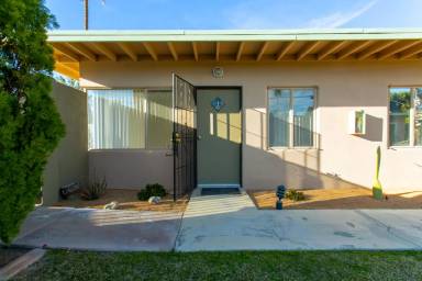 Main picture of 584 S Calle Palo Fierro