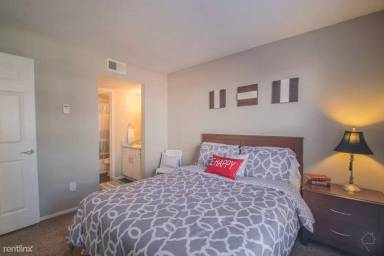 Main picture of The Ridge on Spring Valley Apartments