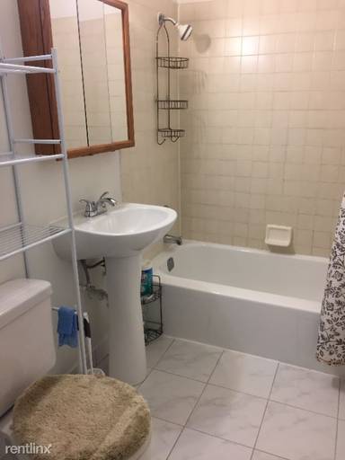 Main picture of 1085 Valley Ln
